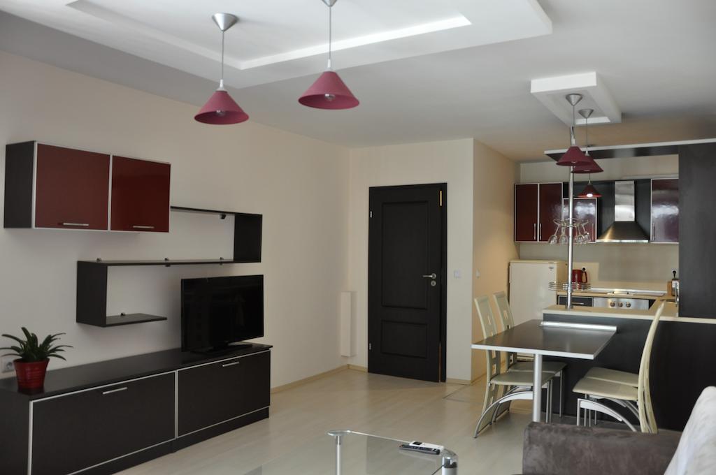 Black Sea Brееze Apartment Варна Номер фото
