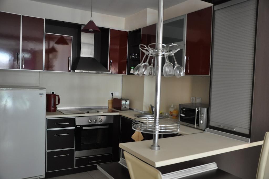 Black Sea Brееze Apartment Варна Экстерьер фото