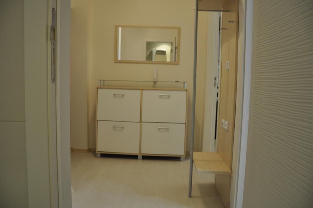 Black Sea Brееze Apartment Варна Экстерьер фото